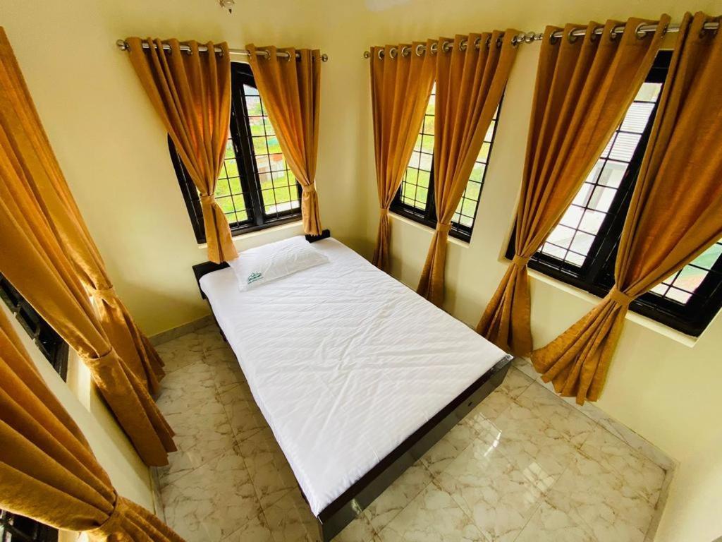 Bob Lesiure Hotel Ooty Luaran gambar